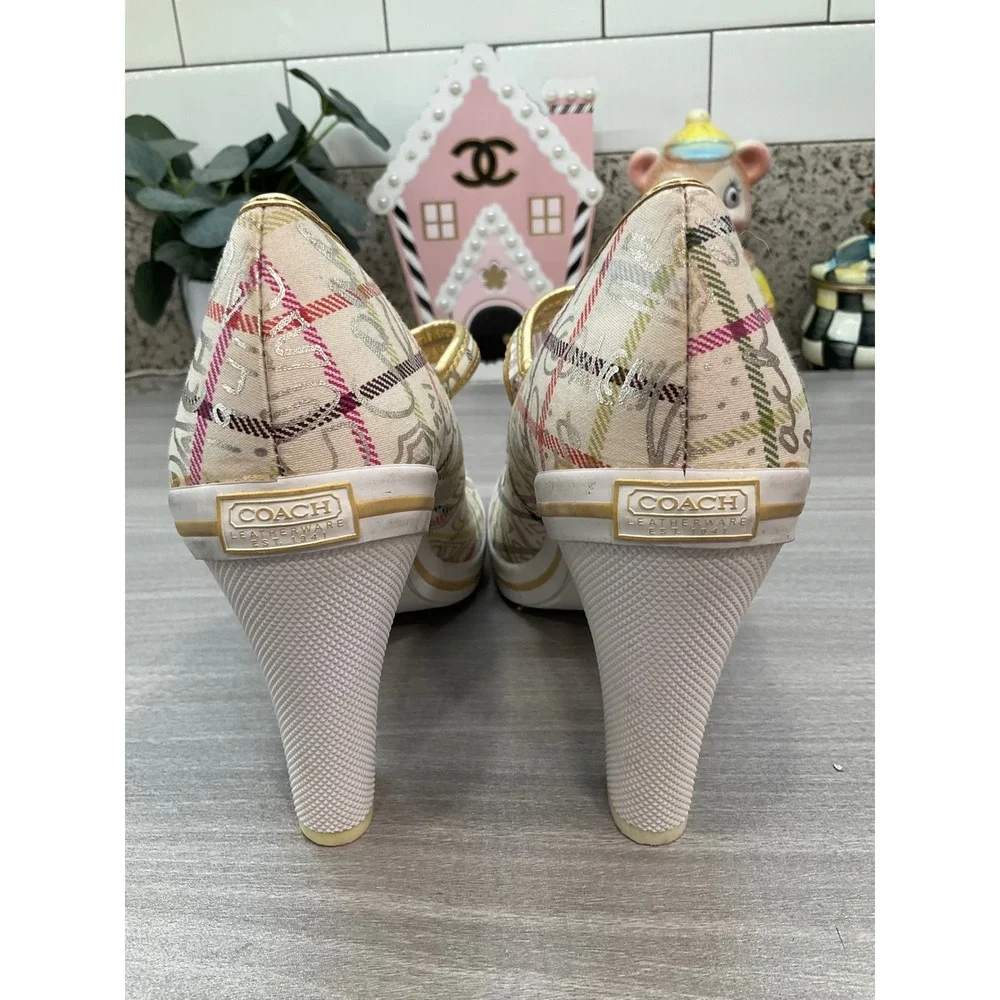 VINTAGE COACH POPPY MARY JANE HEELS